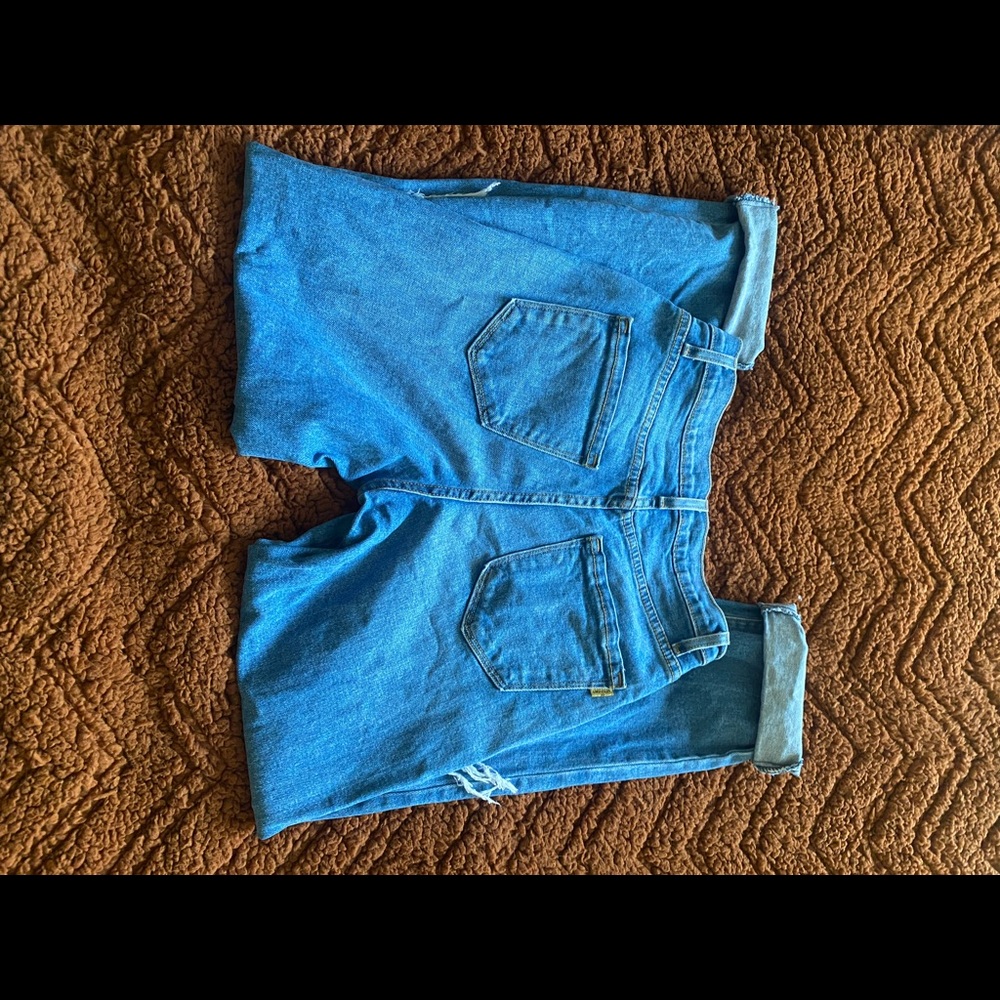 Distressed Mom‎ Jeans - Picture 5 of 5